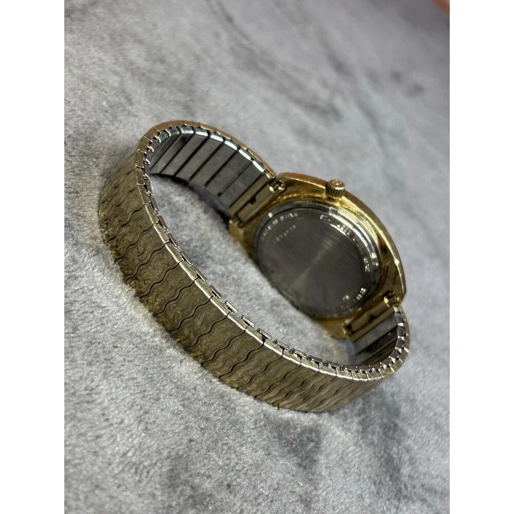 Vintage Accutron 2180 Bulova Wristwatch, Speidel Band Needs Work